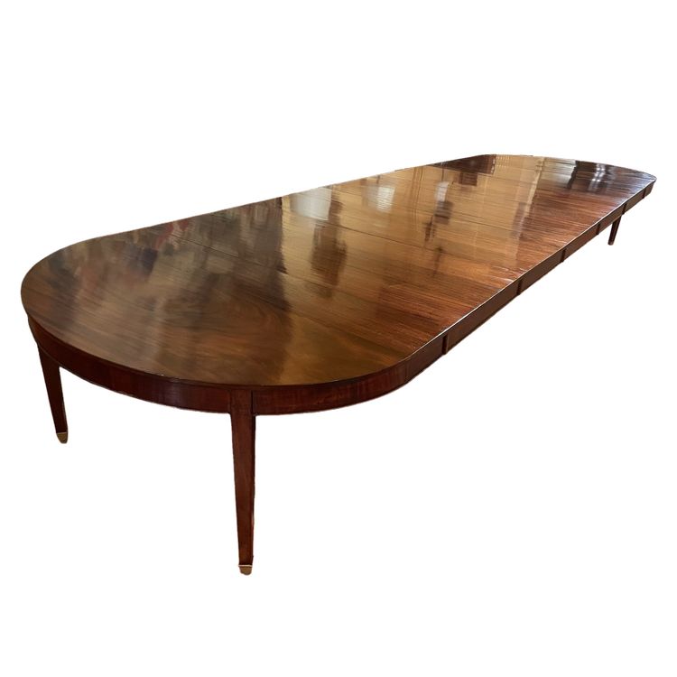 table de salle à manger 8 pieds Louis XVI en acajou de 5m30 de long