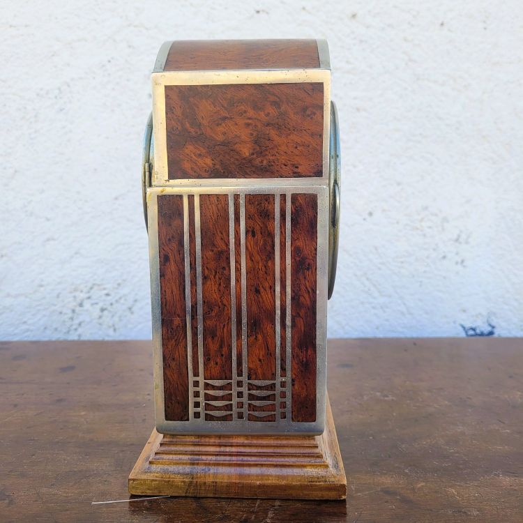 Burr and inlay clock, Art Deco, 20th century