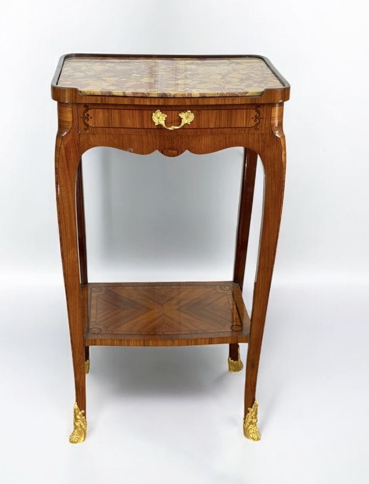19th CENTURY GOLDEN BRONZE MARQUET SADDLE WITH MARBLE TOP