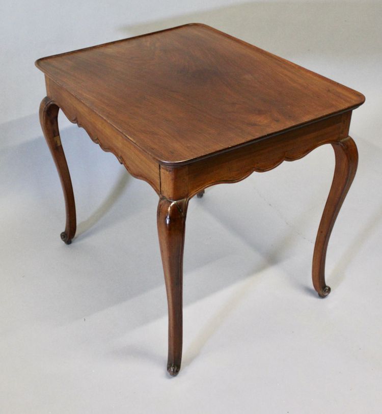 Mahogany cabaret table from CUBA 18th century period