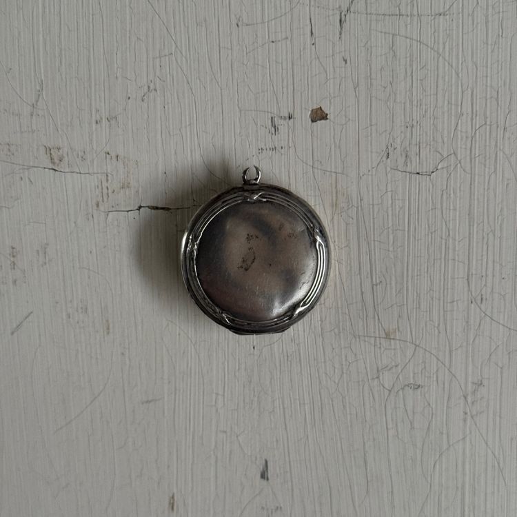 Reliquaire portatif en argent double face de saint Jean-Marie Vianney