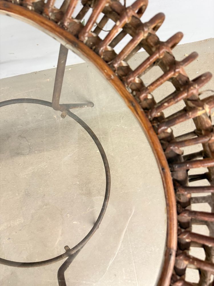 Rare table basse Bonacina en bambou et fer des années 50, 58x47cm.