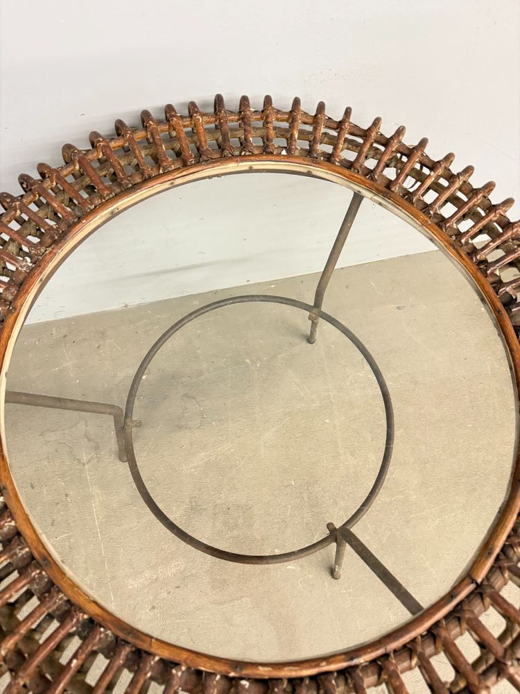 Rare table basse Bonacina en bambou et fer des années 50, 58x47cm.