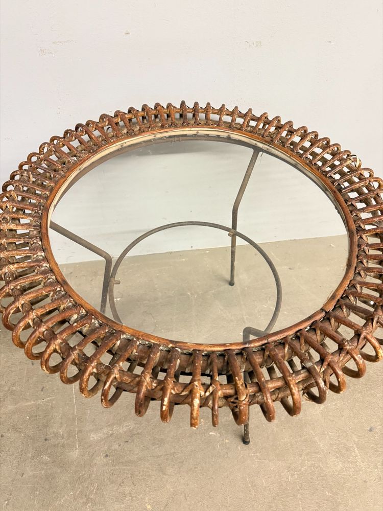 Rare table basse Bonacina en bambou et fer des années 50, 58x47cm.