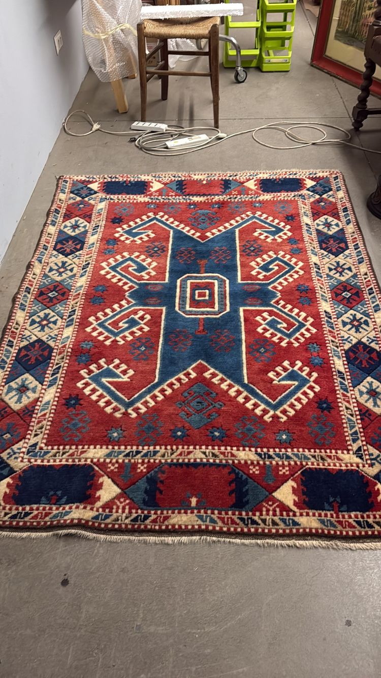 Antique Turkish carpet 19th century, wool with geometric patterns, 170x130cm