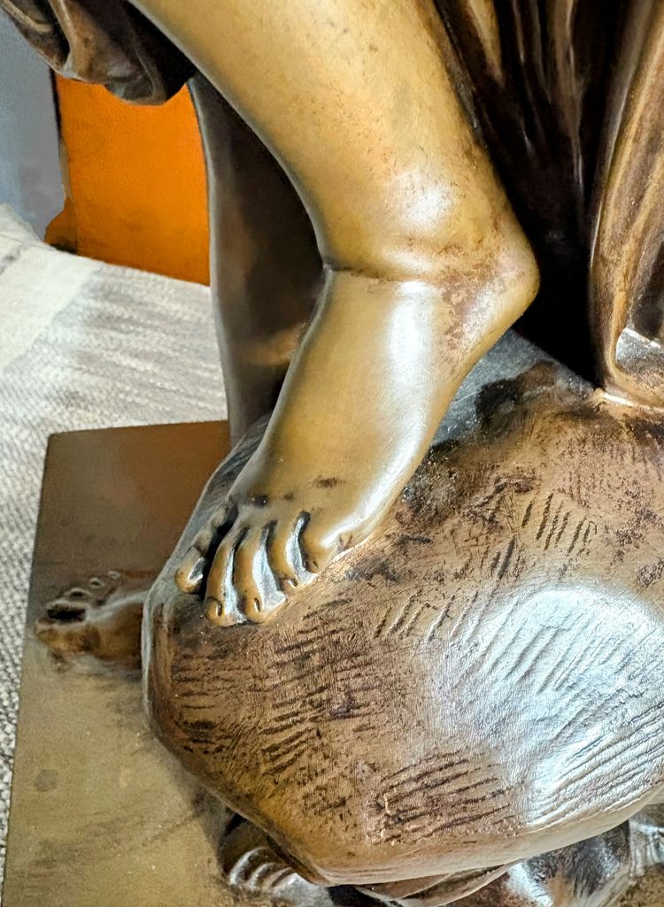 Elegant bronze Venus, signed Allegrain and cast by Barbedienne - 56 cm of classic sensuality