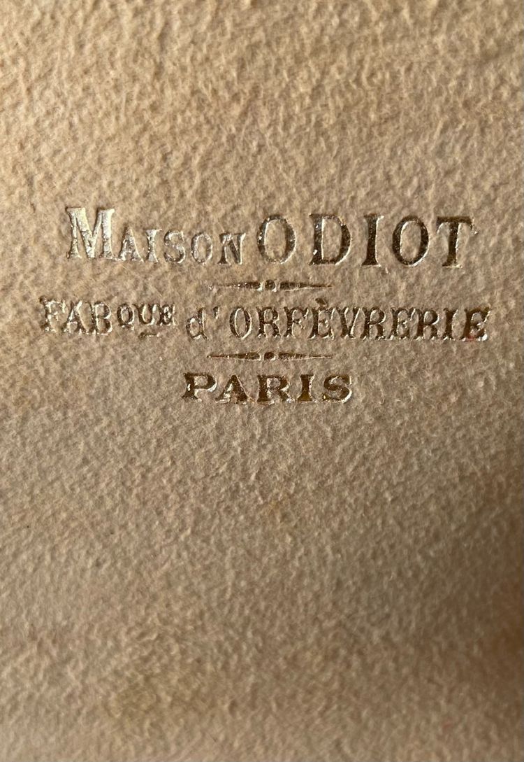 Pelle à fraises et saupoudreuse Odiot.