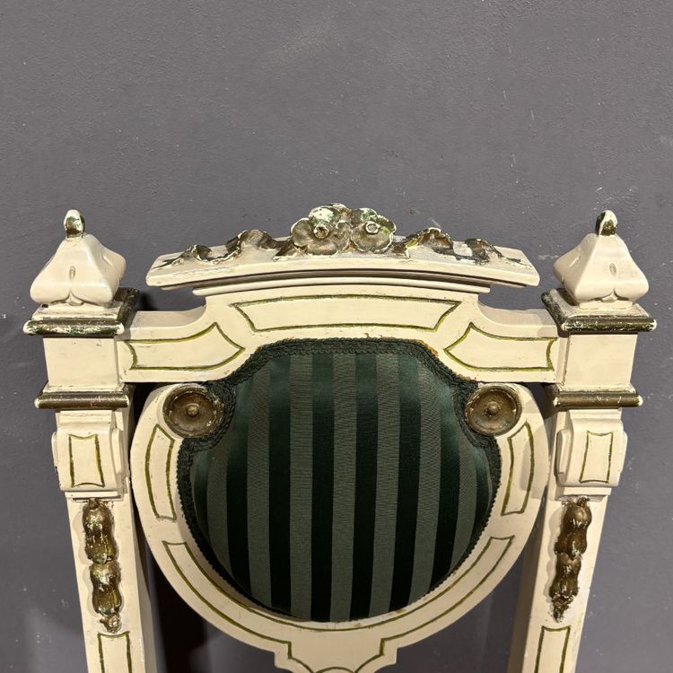 Ensemble ancien de chaises laquées et dorées
