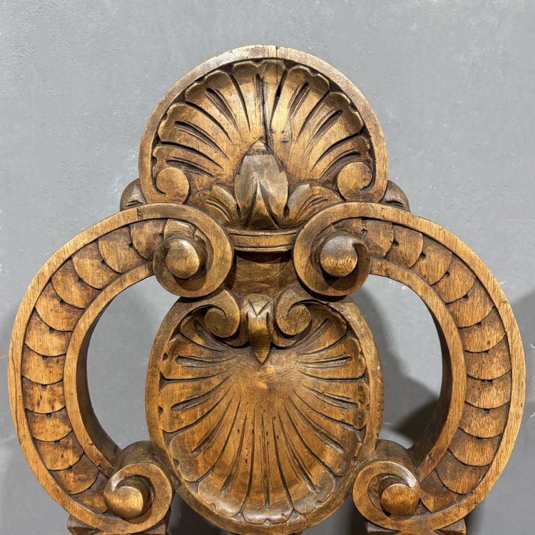 Paire de tabourets Renaissance anciens