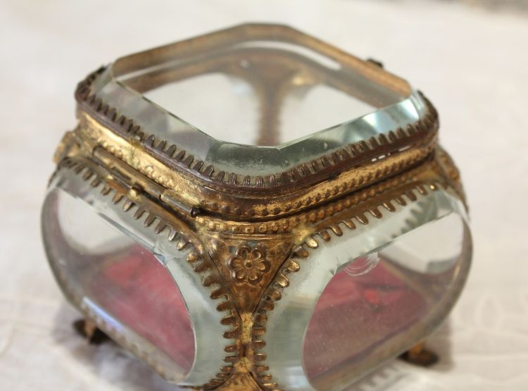 Napoleon III brass and beveled glass jewelry box, late 19th century