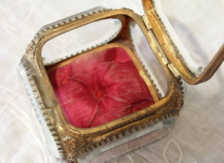 Napoleon III brass and beveled glass jewelry box, late 19th century