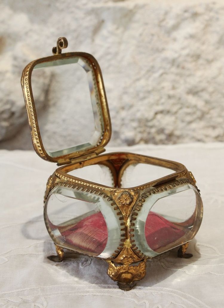 Napoleon III brass and beveled glass jewelry box, late 19th century
