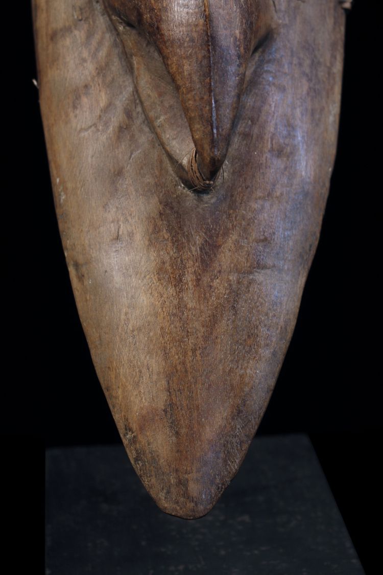 Brag mask, Oceanic art, tribal art, Papua New Guinea, Sculpture, primitive arts, 63 cm