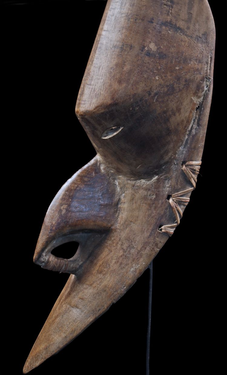 Brag mask, Oceanic art, tribal art, Papua New Guinea, Sculpture, primitive arts, 63 cm