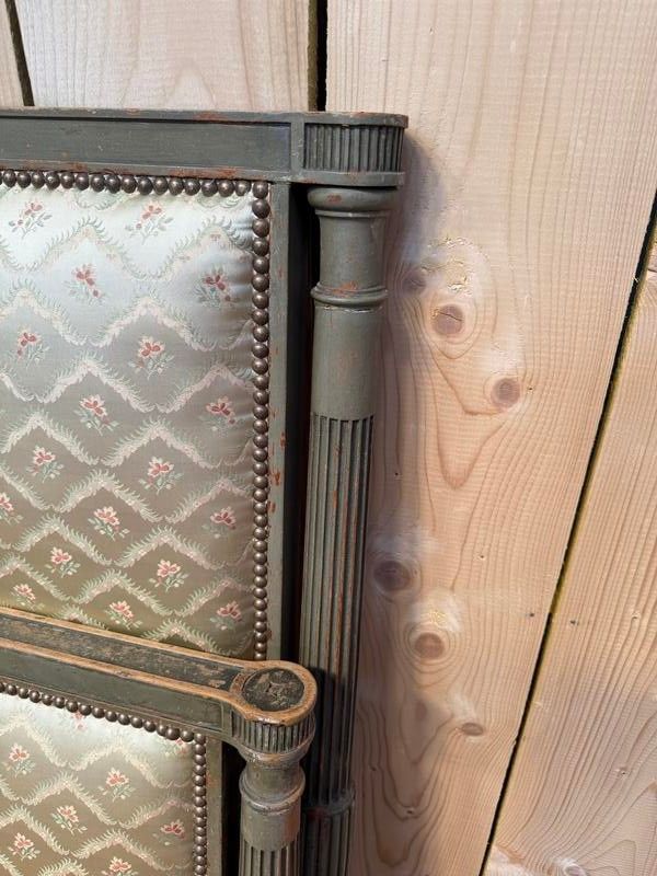 Lit capitonné de style Louis XVI 190/130 cm