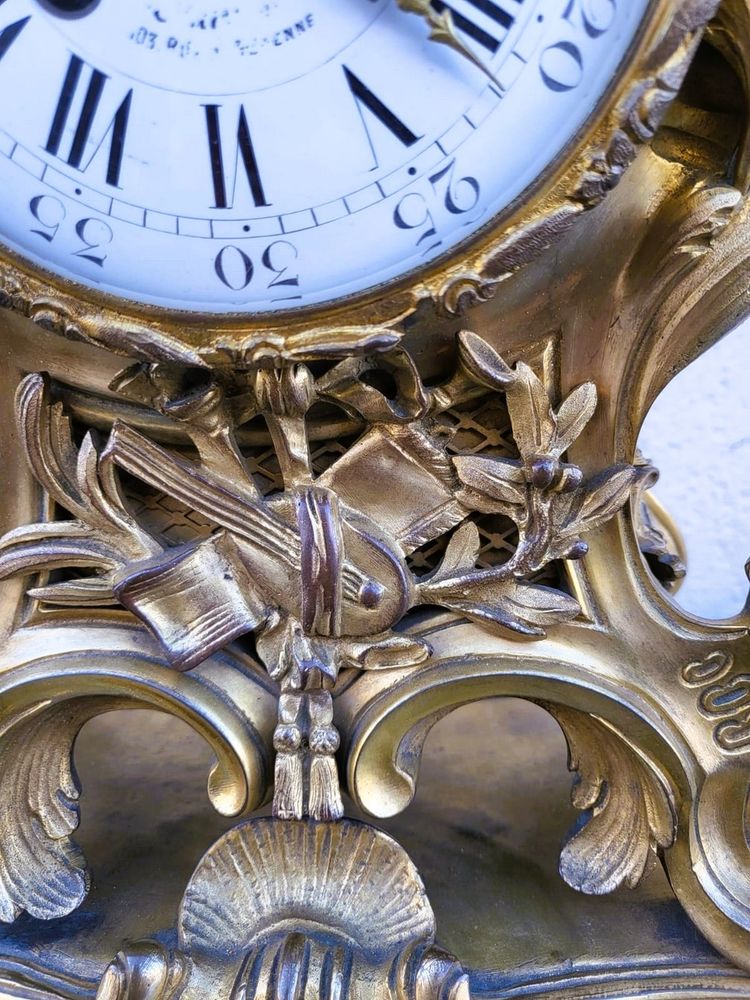 Gilded bronze cartel, 19th century