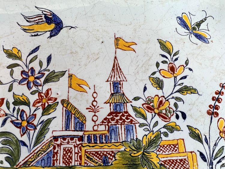 Large Sinceny Earthenware Tray – 18th Century – Chinoiserie & Bird Decor