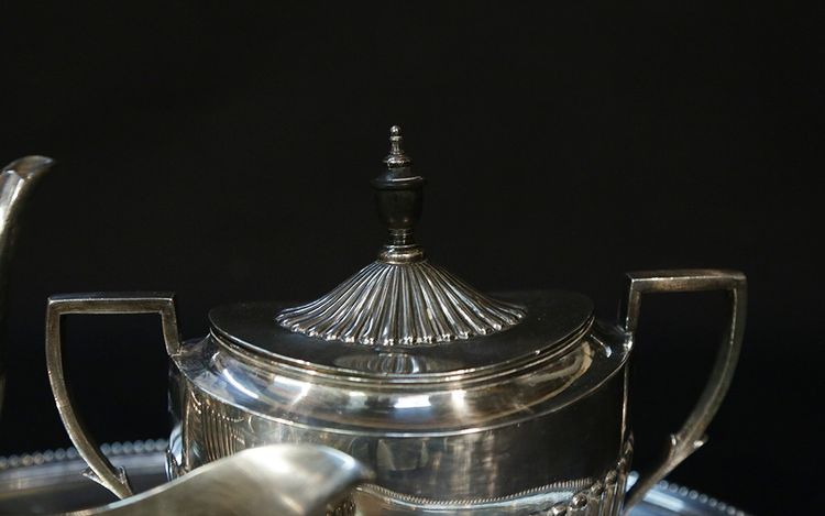 Silver-plated tea service English 