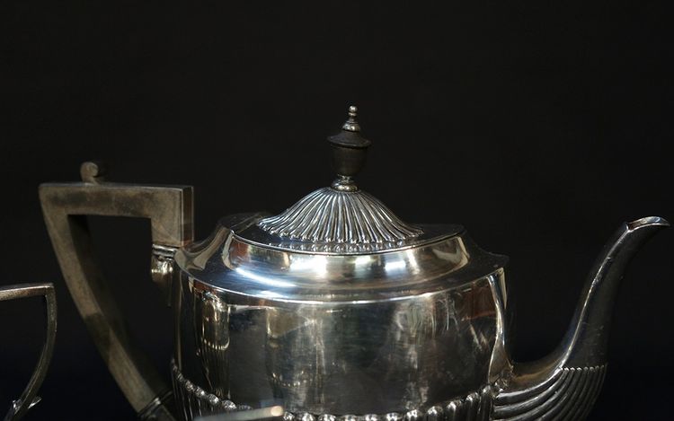 Silver-plated tea service English 