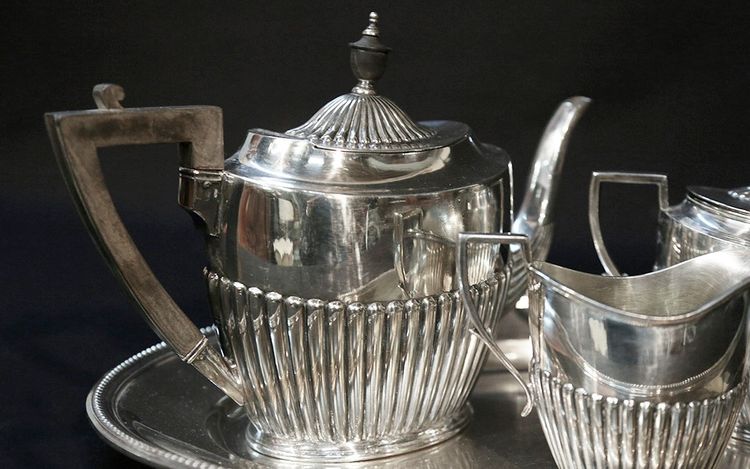 Silver-plated tea service English 
