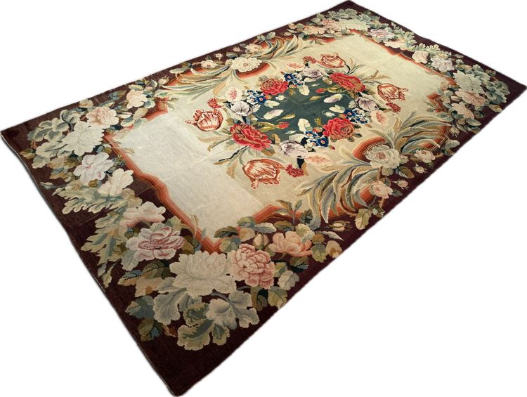 Aubusson rug with small point 265x150 cm