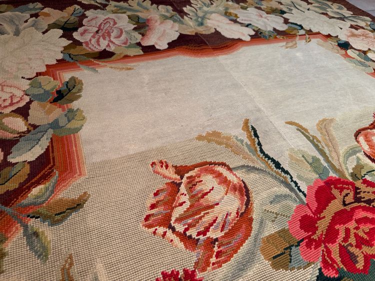 Aubusson rug with small point 265x150 cm