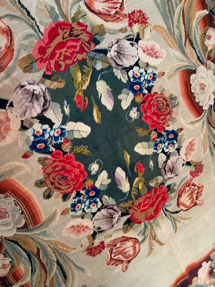 Aubusson rug with small point 265x150 cm