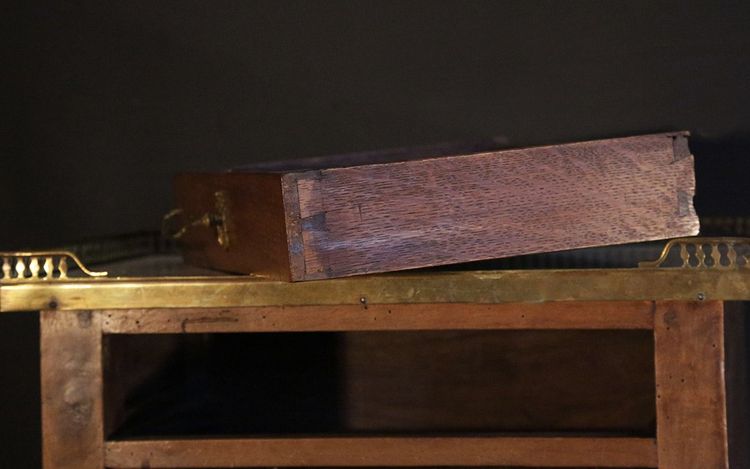 Guéridon Louis XVI, Marbre, XVIIIème Siècle