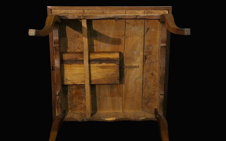 Louis XV game table, 18th century Walnut