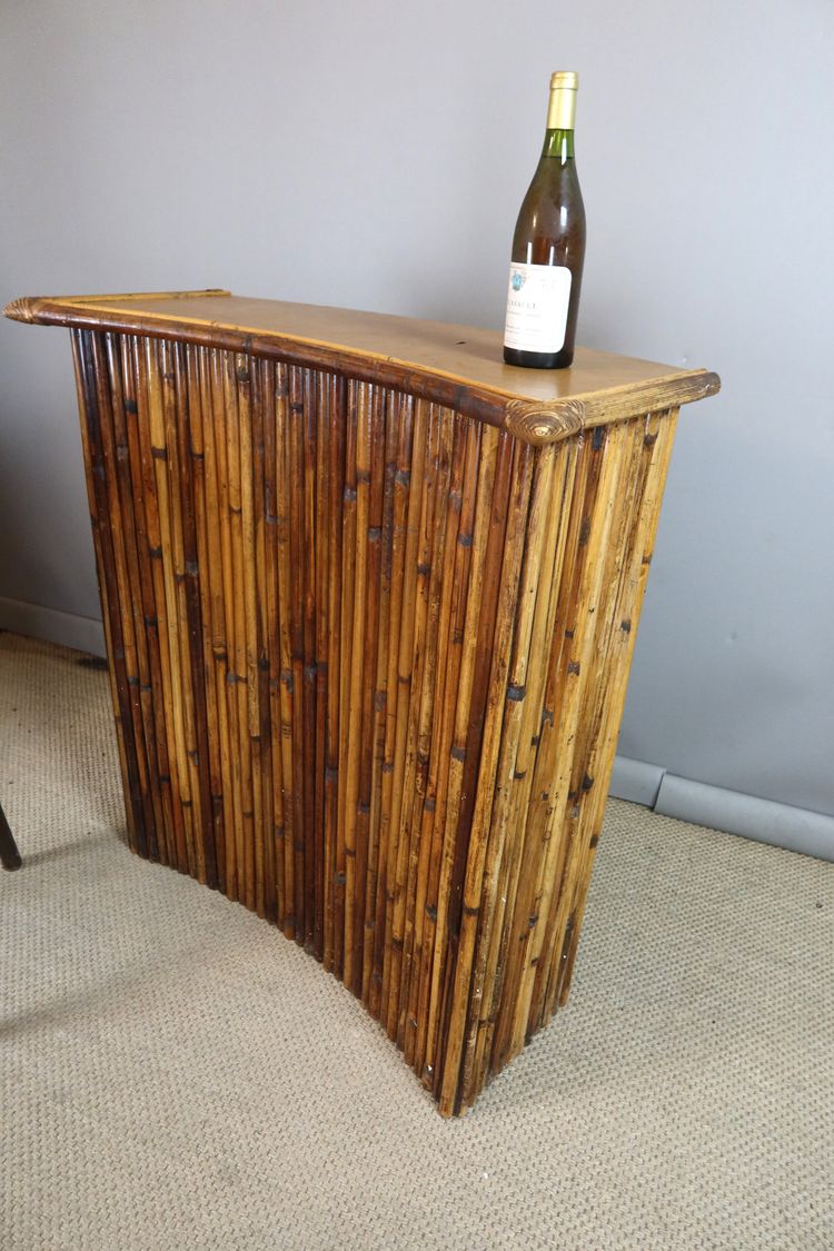 Bar en bambou et ses deux tabourets