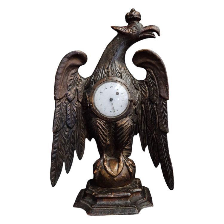 porte montre aigle en bois