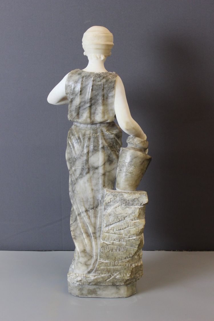 Scultura in alabastro, Donna con turbante di Corrini