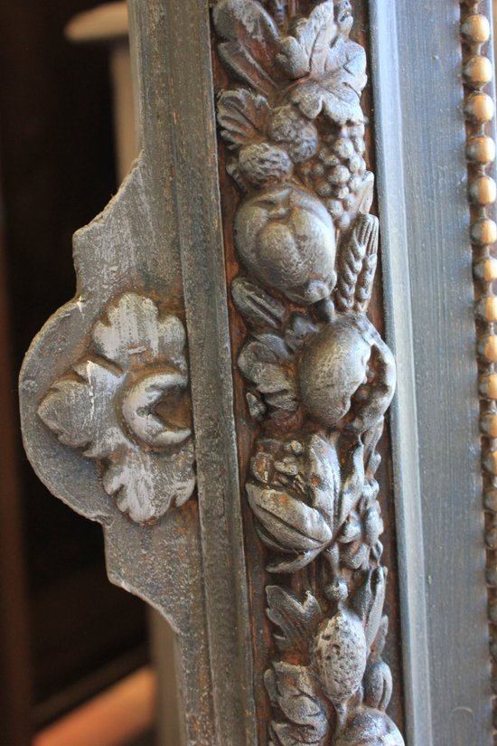 Antique Napoleon III Shell Fronton Mirror, Patinated 85 X 120 Cm