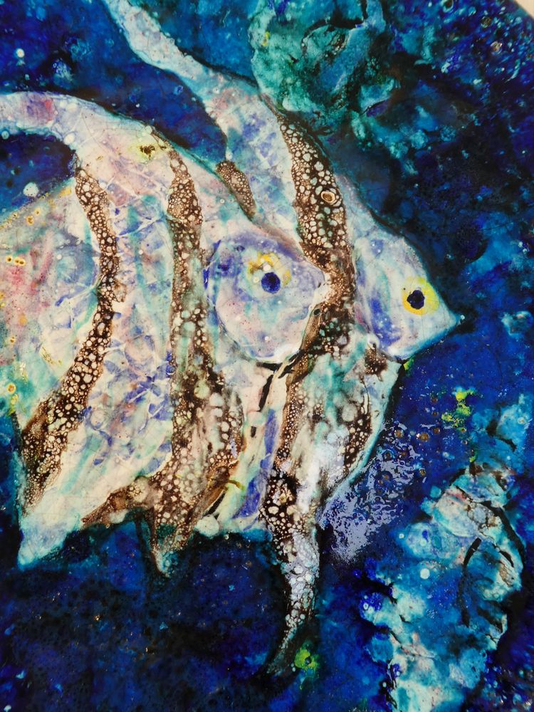 Grande piatto vintage in ceramica con decoro a forma di pesce azzurro degli anni '50/'60, dlg P-R LUCAS