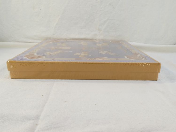HERMES Paris RARE Grand Puzzle Collection de 4000 pieces en bois "JUMPING"