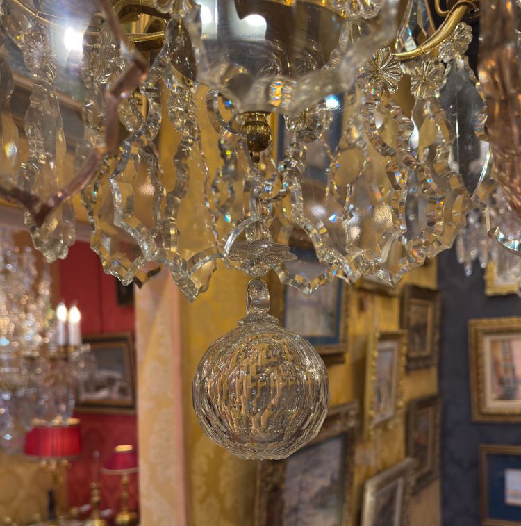 Signed Baccarat - Louis XV Style Chandelier in Gilt Bronze and Cut Crystal, circa 1880-1890