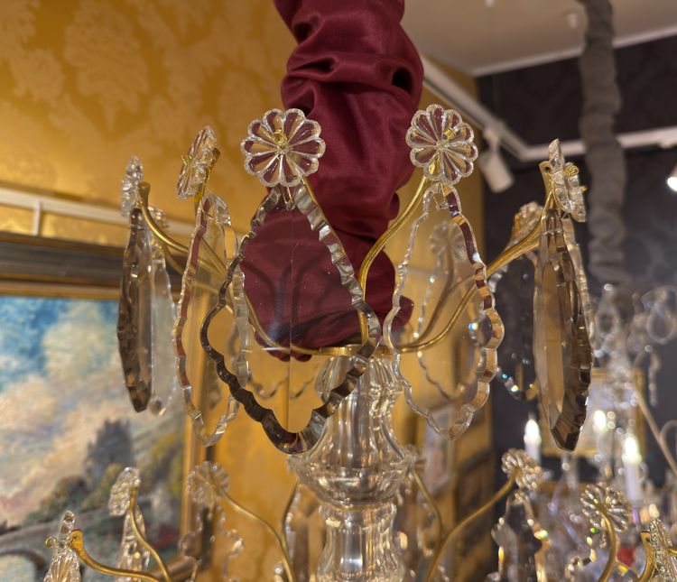 Signed Baccarat - Louis XV Style Chandelier in Gilt Bronze and Cut Crystal, circa 1880-1890