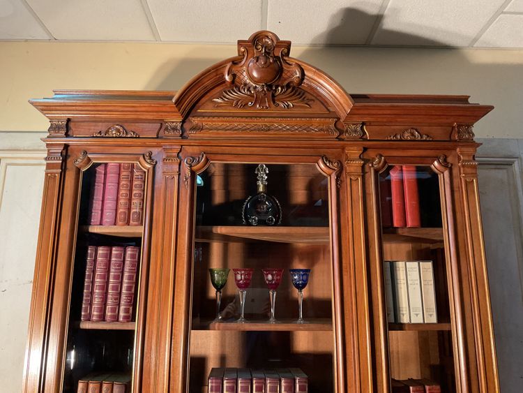 Grande libreria Napoleone III in noce biondo del XIX secolo a 3 ante