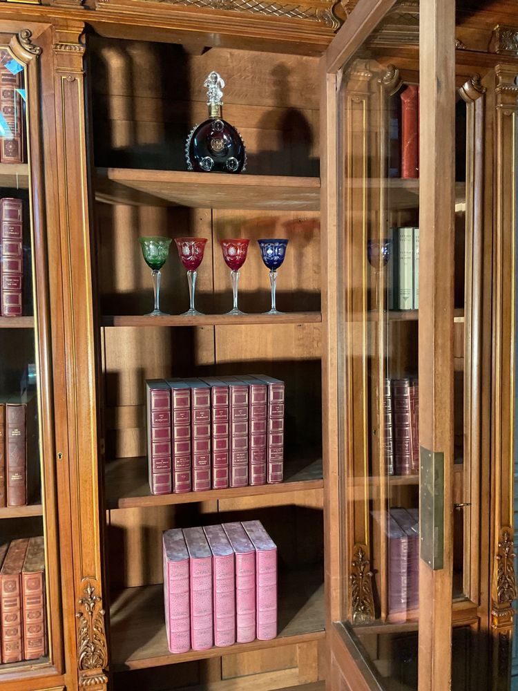 Grande libreria Napoleone III in noce biondo del XIX secolo a 3 ante