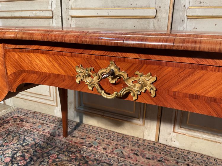 Scrivania piatta in palissandro e bellissimi bronzi