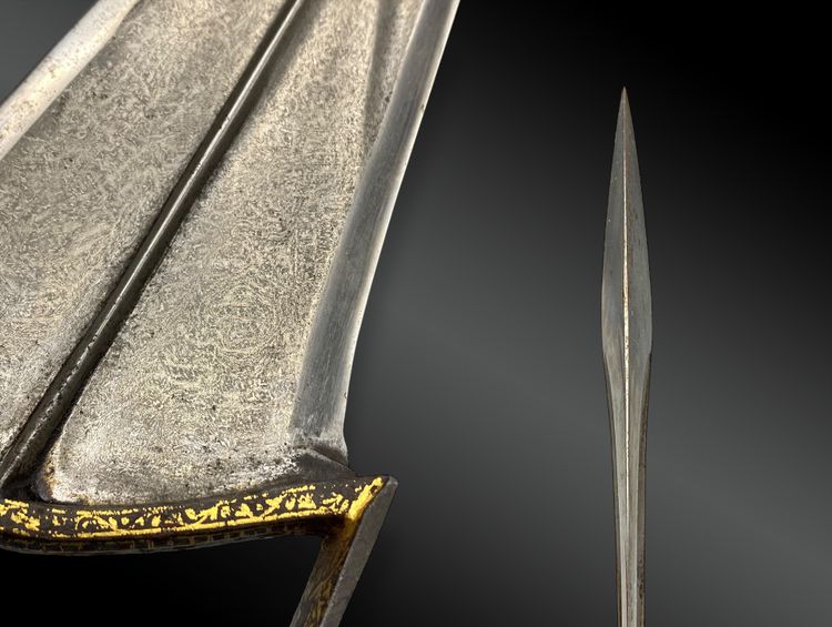 DAGGER called Katar Jamadhar, with its scabbard. Mughal Empire, India, early 19th century