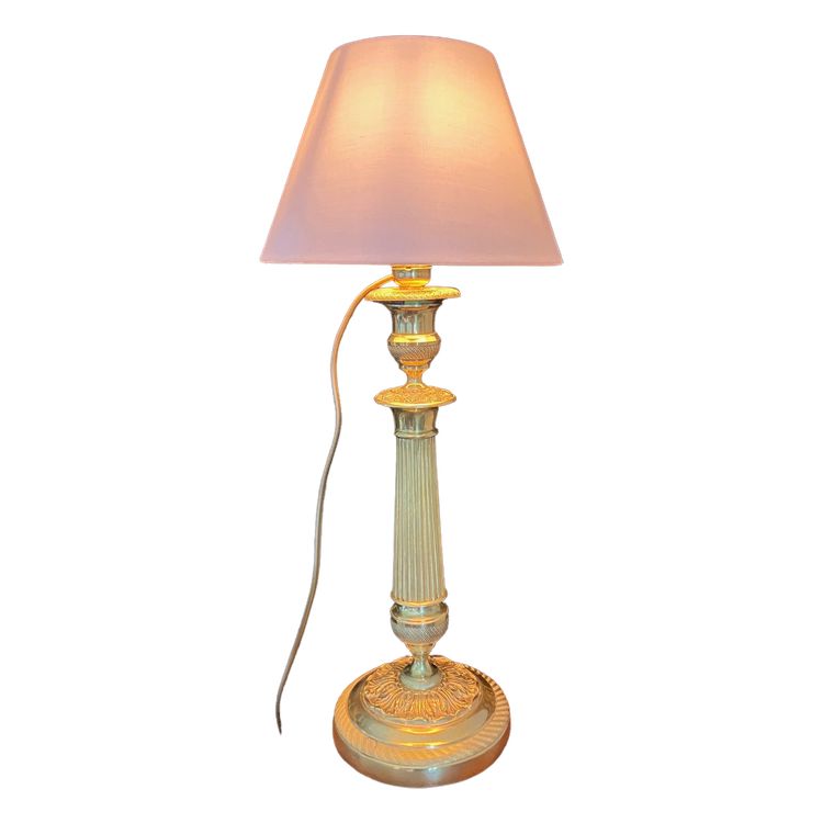 Beautiful antique gilt bronze lamp from the Empire-Restoration period circa 1815/1820