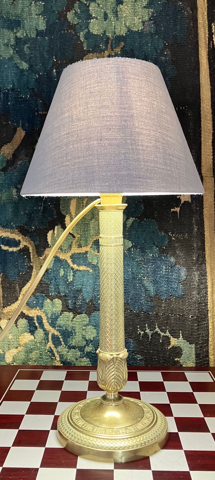 Deliziosa coppia di lampade antiche in bronzo dorato, modello "Cannon Barrel" del periodo Impero