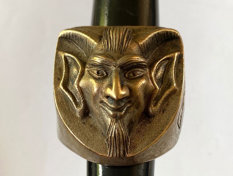 Satanischer Herrenring. Versilberte Bronze aus dem 19. Jahrhundert. 1874. Teufel. Esoterisch.