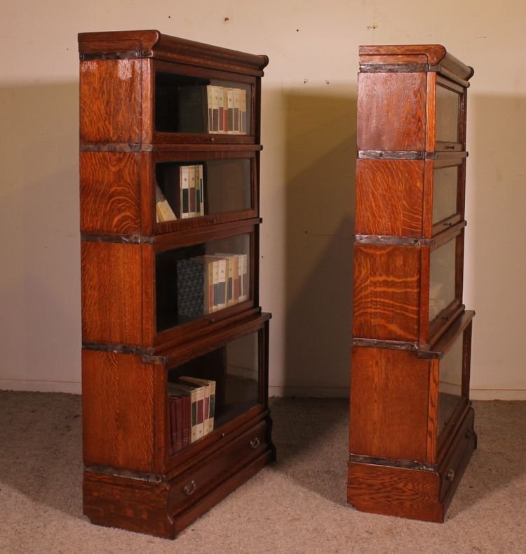 paire de bibliothèques Globe Wernicke en chêne circa 1900