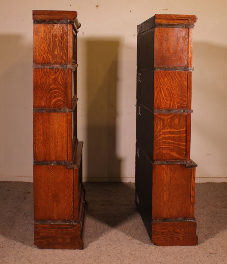 paire de bibliothèques Globe Wernicke en chêne circa 1900