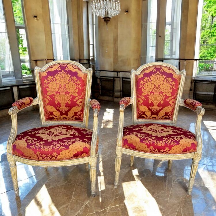 PAIR OF 18TH CENTURY LOUIS XVI ARMCHAIRS IN LACQUERED WOOD COVERED IN FABRIC