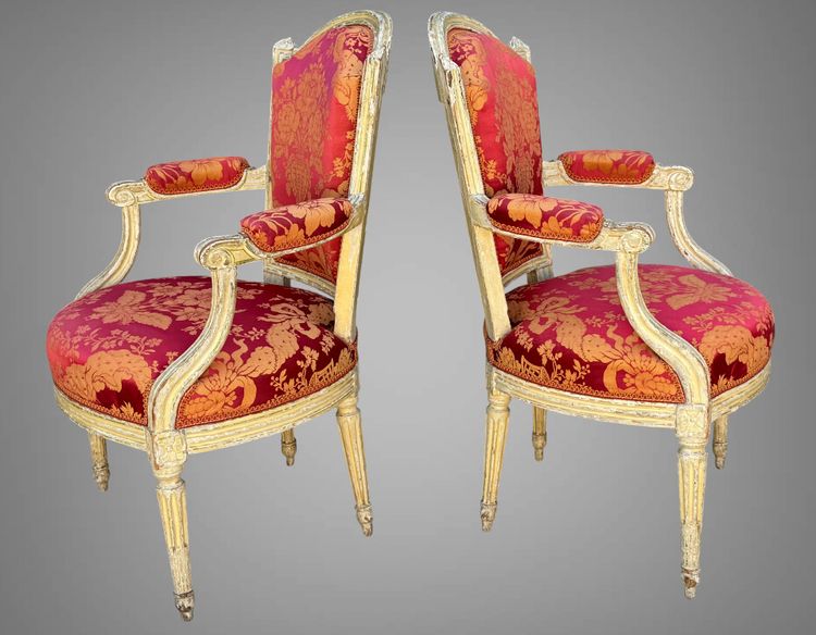 PAIR OF 18TH CENTURY LOUIS XVI ARMCHAIRS IN LACQUERED WOOD COVERED IN FABRIC