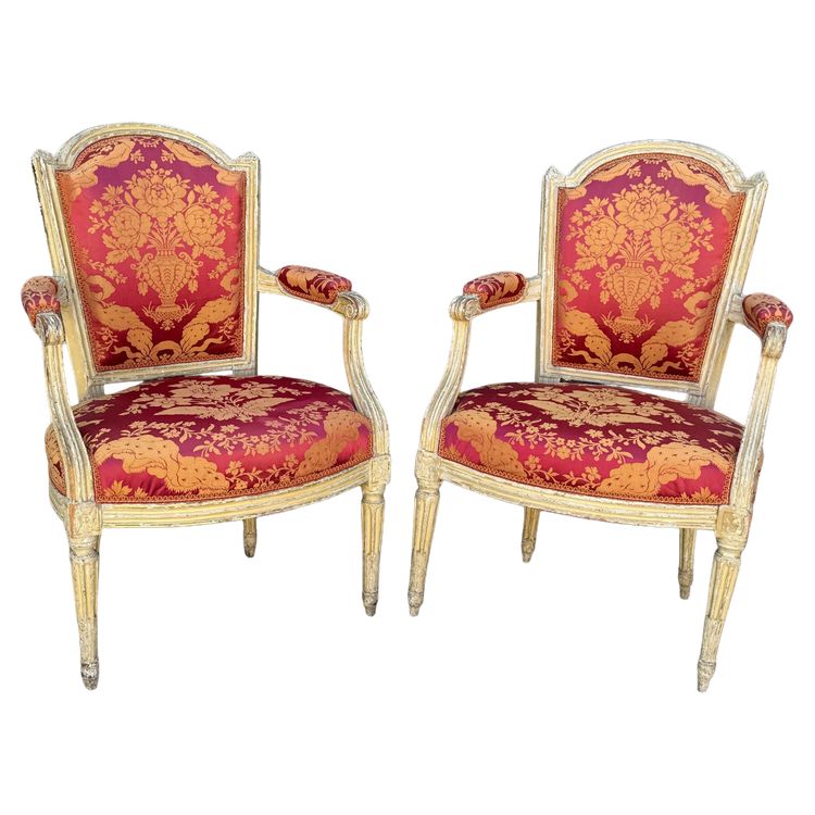 PAIR OF 18TH CENTURY LOUIS XVI ARMCHAIRS IN LACQUERED WOOD COVERED IN FABRIC