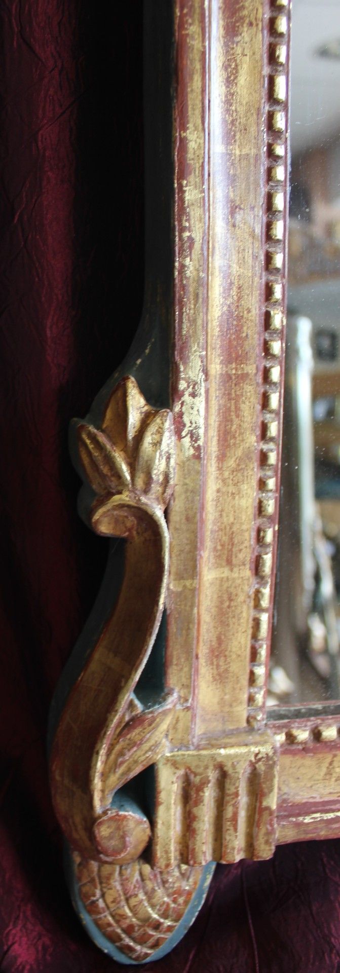 69 x 123 cm Louis XVI mirror, 18th century, carved and gilded wood